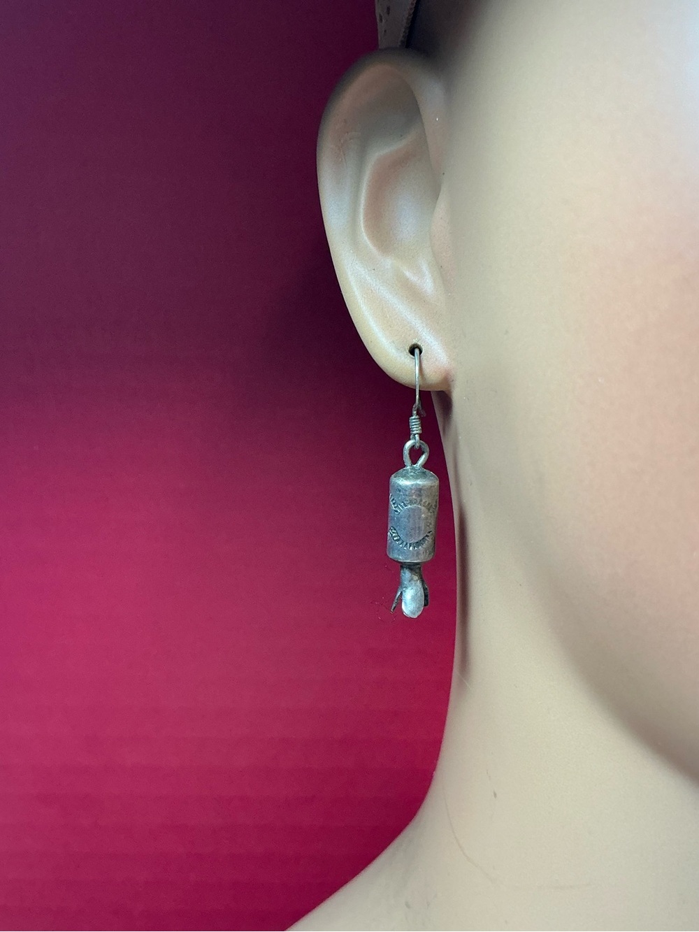 Vintage Sterling Silver Navajo Style Dangle Earring. Barrel & flower petals